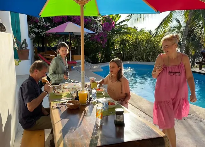 Beachfront Paradise Boutique Hotel - Alebrijes Jacuzzi Villa